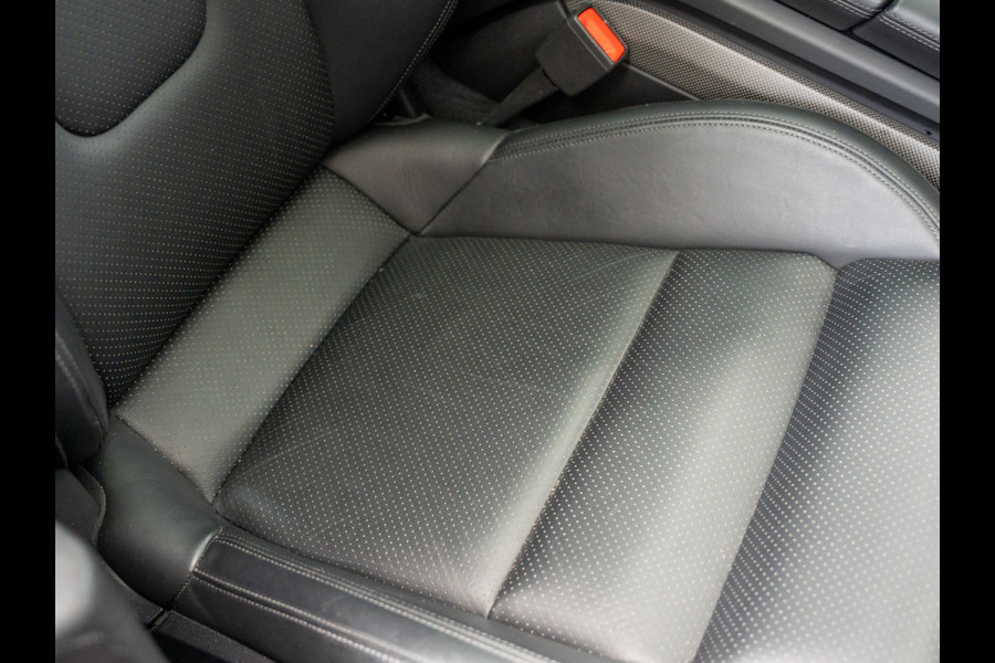 Porsche Taycan 4S Performance 93 kWh | PANORAMA | SPORTDESIGN | 21" | BOSE