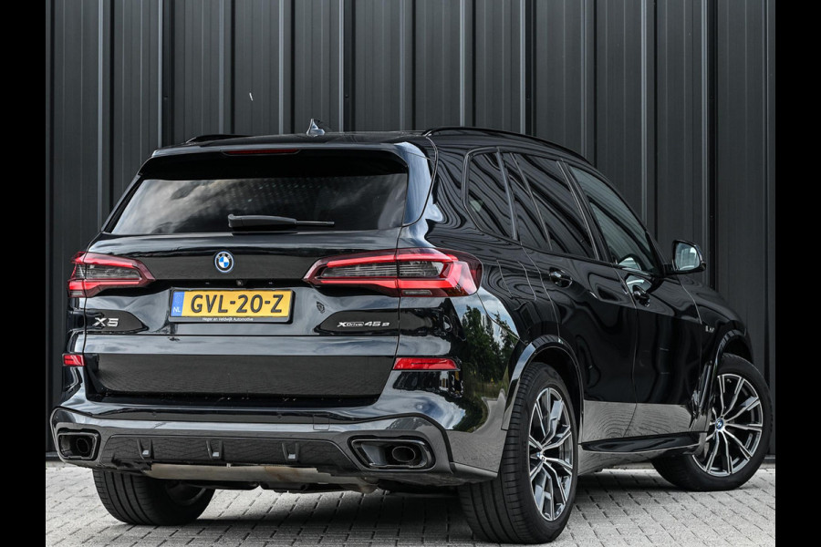 BMW X5 xDrive45e High Executive | M-Sport | Panoramadak | HUD | Stoelverwarming + Ventilatie | HIFI | Laser Light | Luchtvering | Ambiance Interieur | Trekhaak |