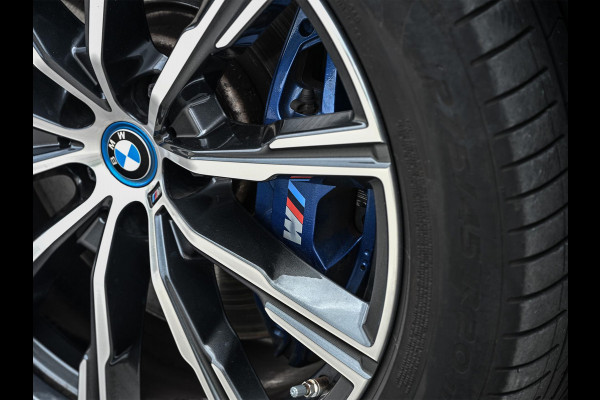 BMW X5 xDrive45e High Executive | M-Sport | Panoramadak | HUD | Stoelverwarming + Ventilatie | HIFI | Laser Light | Luchtvering | Ambiance Interieur | Trekhaak |