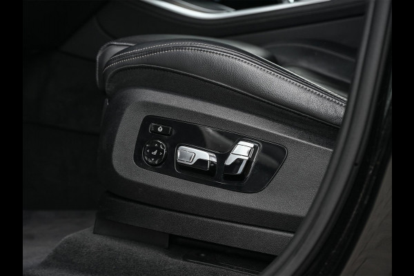 BMW X5 xDrive45e High Executive | M-Sport | Panoramadak | HUD | Stoelverwarming + Ventilatie | HIFI | Laser Light | Luchtvering | Ambiance Interieur | Trekhaak |