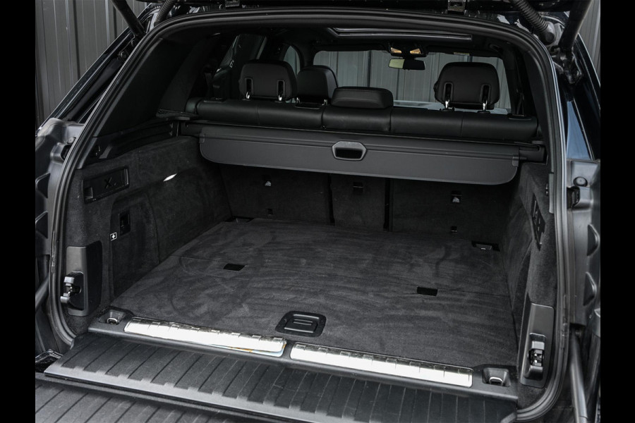 BMW X5 xDrive45e High Executive | M-Sport | Panoramadak | HUD | Stoelverwarming + Ventilatie | HIFI | Laser Light | Luchtvering | Ambiance Interieur | Trekhaak |