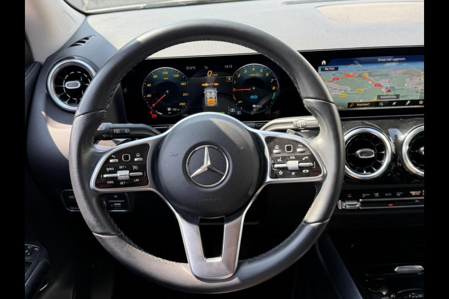 Mercedes-Benz GLA 250 e Business Solution Luxury Limited 18"/Trekhaak/Stoelverwarming/Sfeerverlichting/Camera/PDC v+a/Apple Carplay & Android Auto