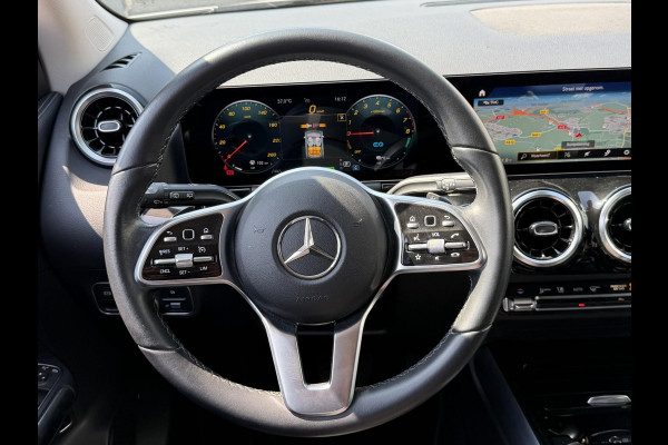 Mercedes-Benz GLA 250 e Business Solution Luxury Limited 18"/Trekhaak/Stoelverwarming/Sfeerverlichting/Camera/PDC v+a/Apple Carplay & Android Auto