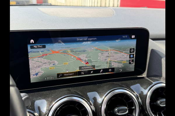 Mercedes-Benz GLA 250 e Business Solution Luxury Limited 18"/Trekhaak/Stoelverwarming/Sfeerverlichting/Camera/PDC v+a/Apple Carplay & Android Auto