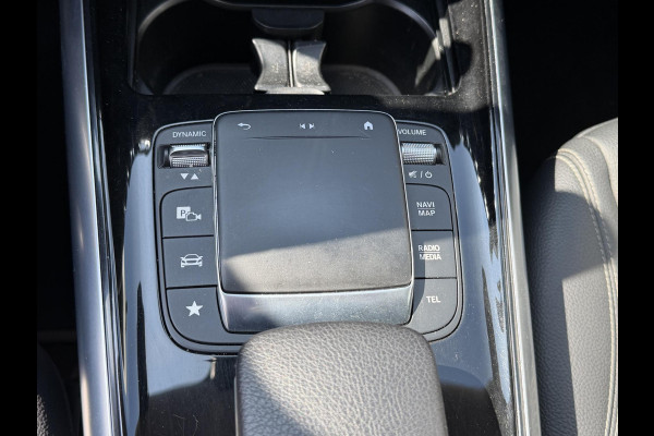Mercedes-Benz GLA 250 e Business Solution Luxury Limited 18"/Trekhaak/Stoelverwarming/Sfeerverlichting/Camera/PDC v+a/Apple Carplay & Android Auto