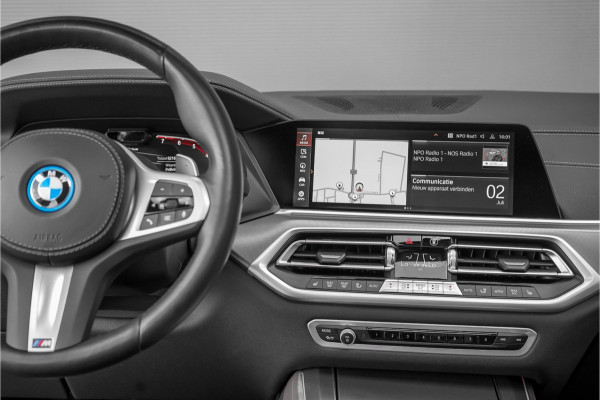 BMW X5 xDrive45e M-Sport Pano Laser LED ACC Trekhaak Memory 360°