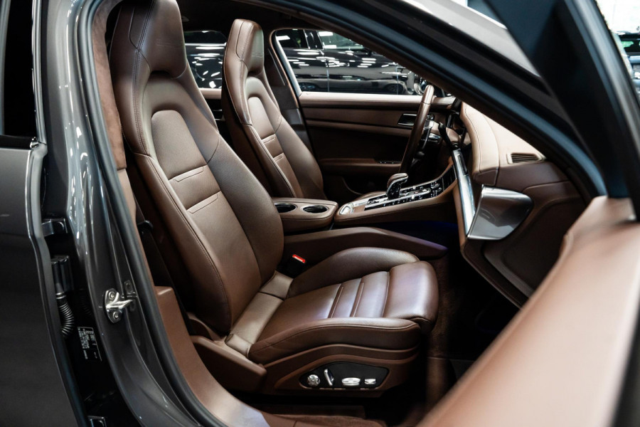 Porsche Panamera Sport Turismo 4.0 Turbo S E-Hybrid *Keramisch / Stoelventilatie / Vierwiel-besturing / Panorama / BOSE / Sport-uitlaatsysteem*