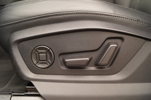 Audi Q8 55 TFSI Quattro Hybrid ProLine S-Line -PANO-LEER-