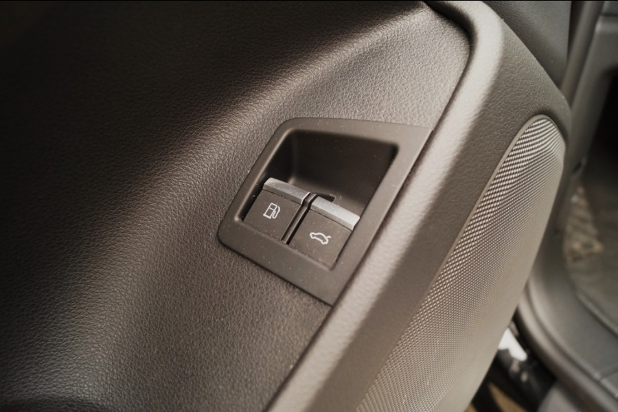 Audi Q8 55 TFSI Quattro Hybrid ProLine S-Line -PANO-LEER-