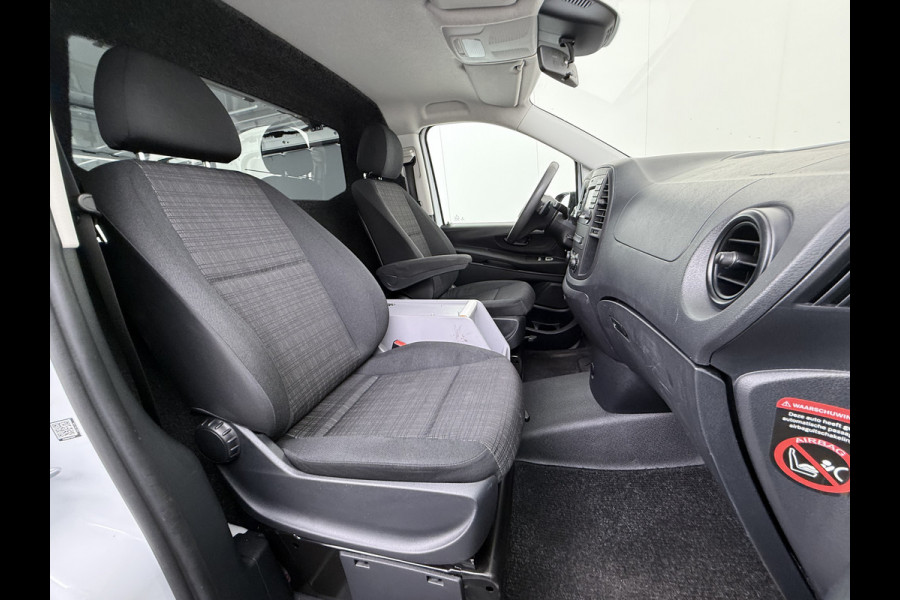 Mercedes-Benz Vito 114CDI Automaat Lang 2X Schuifdeur Trekhaak Imperiaal Navi Camera Cruise Control Airco Bluetooth Pdc Euro 6 Betonplex Vloer Wandbetimmering 1e Eigenaar Origineel Nederlandse Auto