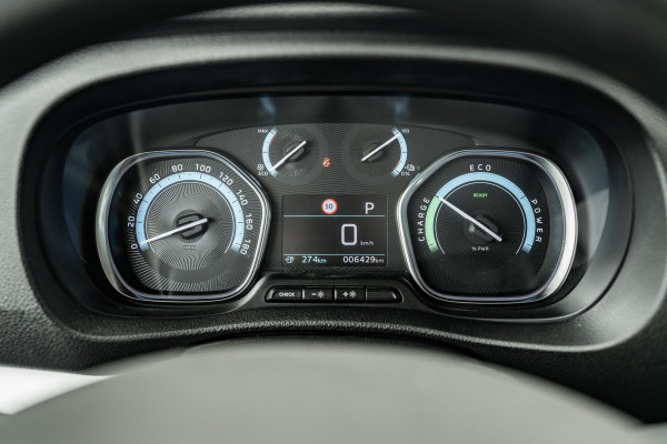 Fiat E-Scudo L3H1 SX 75 kWh | 9 persoons | of 6 met een rolstoel | rolstoelvloer | Groot accupakket 280km
