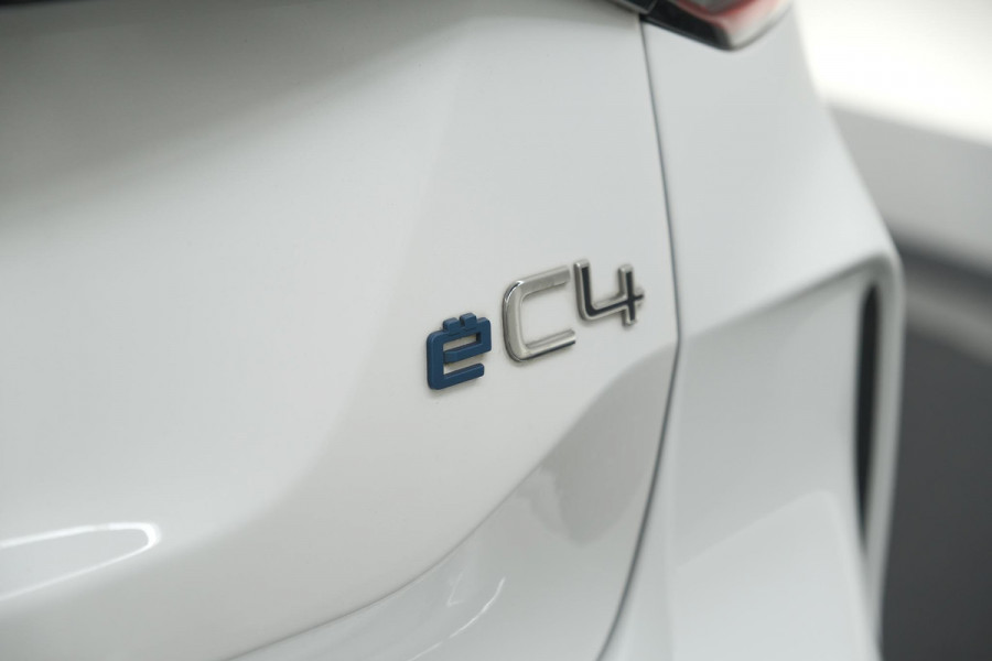 Citroën Ë-C4 Live 50 kWh | 11 KW lader | Apple Carplay | Parkeersensoren | LED