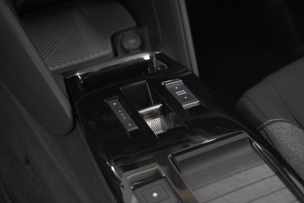 Citroën Ë-C4 Live 50 kWh | 11 KW lader | Apple Carplay | Parkeersensoren | LED