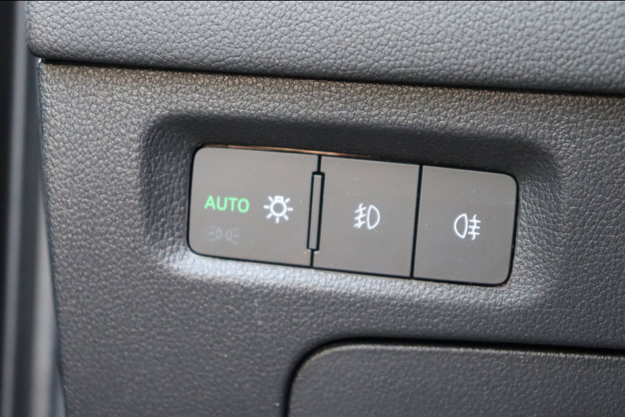 Škoda Octavia Combi 1.4 TSI iV PHEV Business Edition carplay