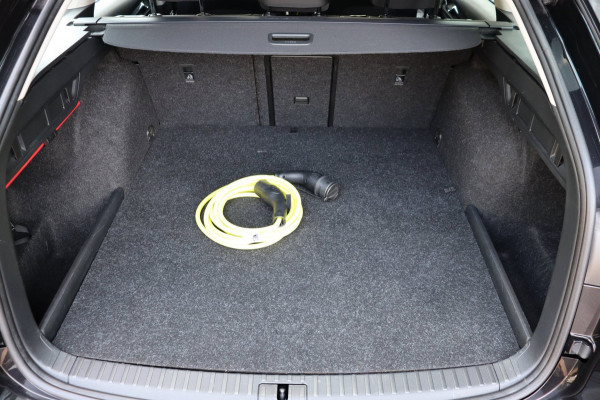 Škoda Octavia Combi 1.4 TSI iV PHEV Business Edition carplay