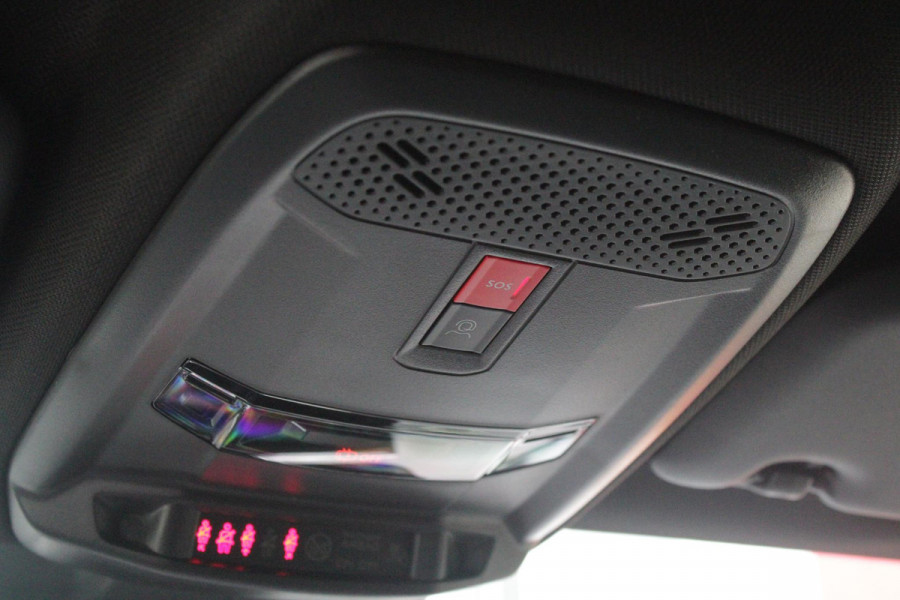 Peugeot 208 1.2 Hybrid 145PK AUTOMAAT GT | CAMERA VOOR + ACHTER | NAVIGATIE | DRAADLOZE APPLE CARPLAY/ANDROID AUTO | FULL LED KOPLAMPEN | LICHTMETALEN VELGEN 17" | DODEHOEK DETECTIE | DRAADLOZE TELEFOONLADER | KEYLESS ENTRY/START | DAB+ RADIO | ADAPTIVE CRUISE CONTROL |