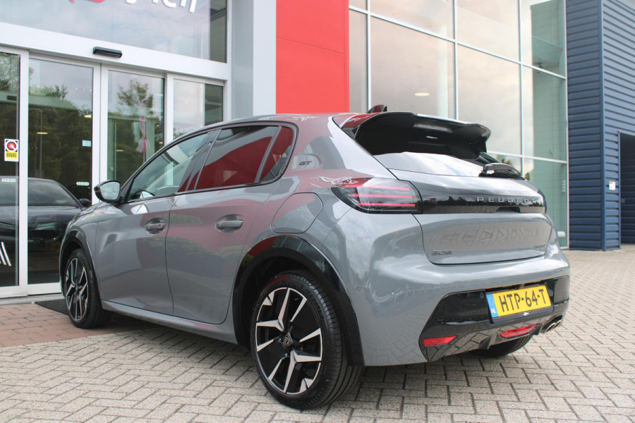 Peugeot 208 1.2 Hybrid 145PK AUTOMAAT GT | CAMERA VOOR + ACHTER | NAVIGATIE | DRAADLOZE APPLE CARPLAY/ANDROID AUTO | FULL LED KOPLAMPEN | LICHTMETALEN VELGEN 17" | DODEHOEK DETECTIE | DRAADLOZE TELEFOONLADER | KEYLESS ENTRY/START | DAB+ RADIO | ADAPTIVE CRUISE CONTROL |