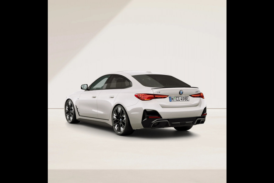 BMW i4 xDrive40 M-Sport Pro - Dak - Memoryzetel - ACC - Harman Kardon - Head-up