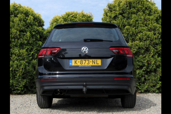 Volkswagen Tiguan 1.5 TSI Life Automaat * Trekhaak * LED *