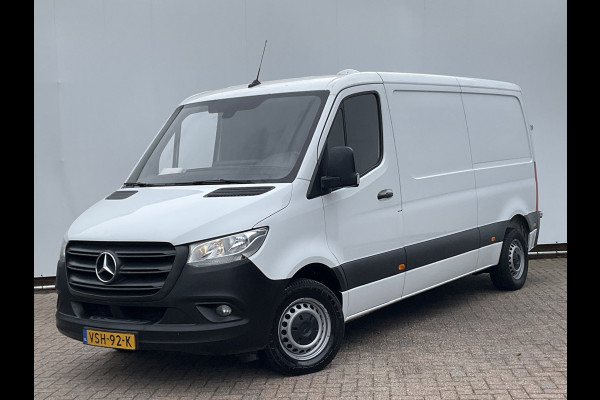 Mercedes-Benz Sprinter 3-Pers 314 2.2 CDI 143PK L2H1 Clima Cruise Audio Trekhaak 3-Persoons