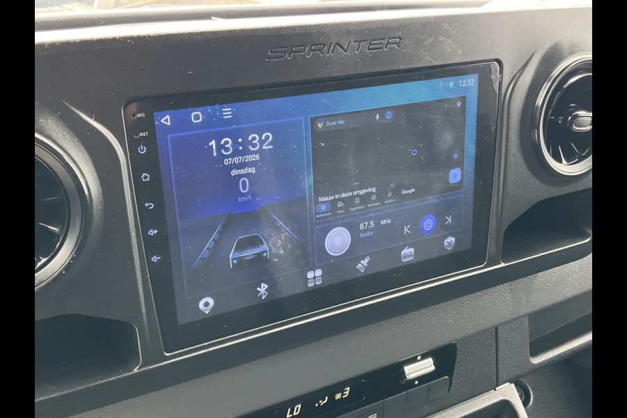 Mercedes-Benz Sprinter 3-Pers 314 2.2 CDI 143PK L2H1 Clima Cruise Audio Trekhaak 3-Persoons