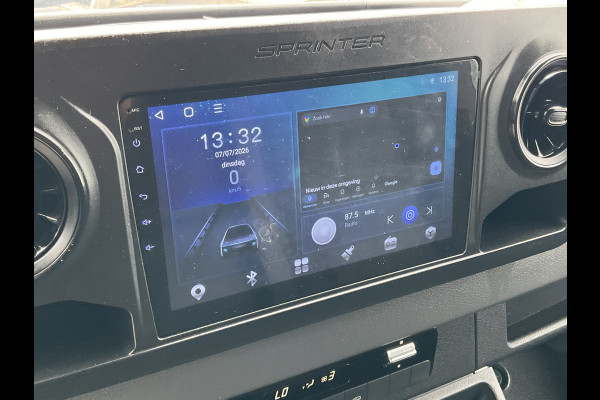 Mercedes-Benz Sprinter 3-Pers 314 2.2 CDI 143PK L2H1 Clima Cruise Audio Trekhaak 3-Persoons