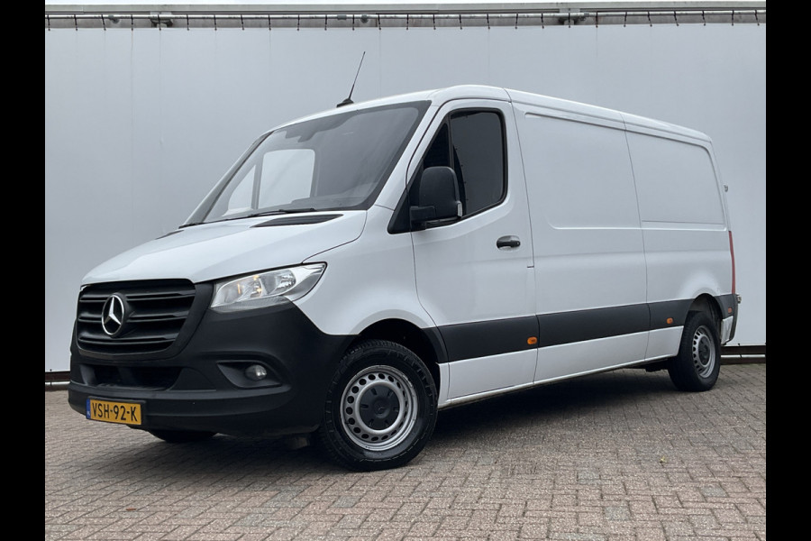 Mercedes-Benz Sprinter 3-Pers 314 2.2 CDI 143PK L2H1 Clima Cruise Audio Trekhaak 3-Persoons