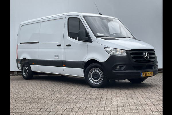 Mercedes-Benz Sprinter 3-Pers 314 2.2 CDI 143PK L2H1 Clima Cruise Audio Trekhaak 3-Persoons