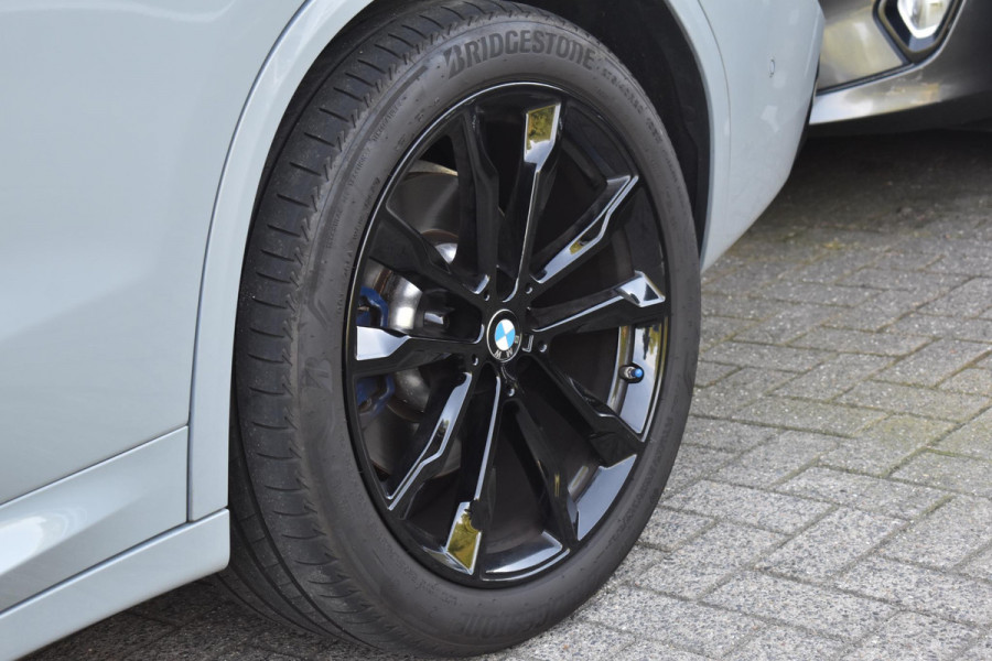 BMW X3 M40i xDrive High Executive Pano HUD Lane Camera Keyless HK