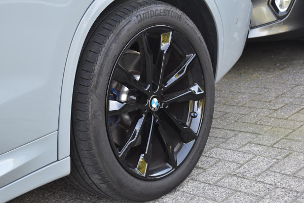 BMW X3 M40i xDrive High Executive Pano HUD Lane Camera Keyless HK