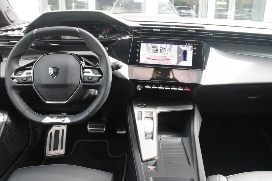 Peugeot 308 1.2 Hybrid 145PK AUTOMAAT GT | PANORAMA SCHUIF/KANTEL DAK | AFNEEMBARE TREKHAAK | NAVIGATIE | SENSATION PACK: FOCAL HIFI SYSTEM (PREMIUM HIFI SYSTEEM MET 10 SPEAKERS)/DRAADLOZE TELEFOONLADER | 360° VISION & DRIVE ASSIST PLUS PACK: ACHTERUITRIJCAMERA 360° VISEOPARK 3 (4 CAMERA'S)/PARKEERHULP VOOR EN ACHTER/ANTI DIEFSTAL ALARM/PEUGEOT i-COCKPIT MET CONFIGUREERBAAR 3D-INSTRUMENTENPANEEL/CLEAN CABIN | ALCANTARA EXECUTIVE PACK: BEKLEDING ALCANTARA/KUNSTLEDER INCL. ELEKTRISCH BEDIENBARE AGR STOEL EN MASSAGE OP BEIDE VOORSTOELEN | 18" LICHTMETALEN VELGEN "PORTLAND" | NAVIGATI