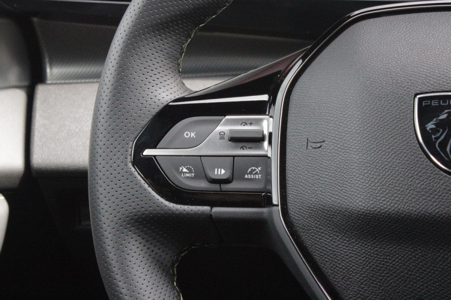 Peugeot 308 1.2 Hybrid 145PK AUTOMAAT GT | PANORAMA SCHUIF/KANTEL DAK | AFNEEMBARE TREKHAAK | NAVIGATIE | SENSATION PACK: FOCAL HIFI SYSTEM (PREMIUM HIFI SYSTEEM MET 10 SPEAKERS)/DRAADLOZE TELEFOONLADER | 360° VISION & DRIVE ASSIST PLUS PACK: ACHTERUITRIJCAMERA 360° VISEOPARK 3 (4 CAMERA'S)/PARKEERHULP VOOR EN ACHTER/ANTI DIEFSTAL ALARM/PEUGEOT i-COCKPIT MET CONFIGUREERBAAR 3D-INSTRUMENTENPANEEL/CLEAN CABIN | ALCANTARA EXECUTIVE PACK: BEKLEDING ALCANTARA/KUNSTLEDER INCL. ELEKTRISCH BEDIENBARE AGR STOEL EN MASSAGE OP BEIDE VOORSTOELEN | 18" LICHTMETALEN VELGEN "PORTLAND" | NAVIGATI