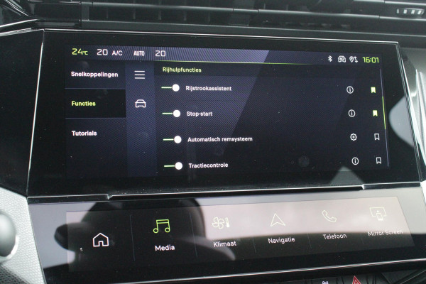 Peugeot 308 1.2 Hybrid 145PK AUTOMAAT GT | PANORAMA SCHUIF/KANTEL DAK | AFNEEMBARE TREKHAAK | NAVIGATIE | SENSATION PACK: FOCAL HIFI SYSTEM (PREMIUM HIFI SYSTEEM MET 10 SPEAKERS)/DRAADLOZE TELEFOONLADER | 360° VISION & DRIVE ASSIST PLUS PACK: ACHTERUITRIJCAMERA 360° VISEOPARK 3 (4 CAMERA'S)/PARKEERHULP VOOR EN ACHTER/ANTI DIEFSTAL ALARM/PEUGEOT i-COCKPIT MET CONFIGUREERBAAR 3D-INSTRUMENTENPANEEL/CLEAN CABIN | ALCANTARA EXECUTIVE PACK: BEKLEDING ALCANTARA/KUNSTLEDER INCL. ELEKTRISCH BEDIENBARE AGR STOEL EN MASSAGE OP BEIDE VOORSTOELEN | 18" LICHTMETALEN VELGEN "PORTLAND" | NAVIGATI