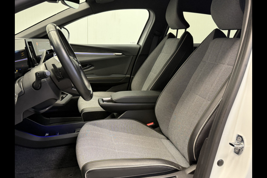 Renault Mégane E-Tech EV40 Boost Charge Techno NAVI-CAMERA-PDC-AIRCO/ECC-TWO TONE-SOH 95,6%