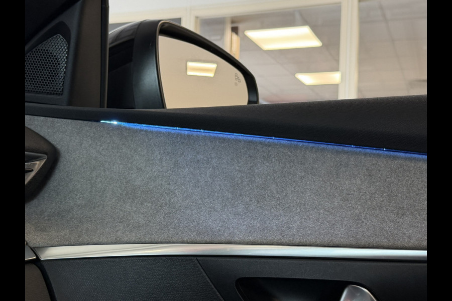 Peugeot 3008 1.6 HYbrid4 300 GT | Camera 360 | kantel schuifdak | Apple carplay/Android Auto | Stoelverwarming