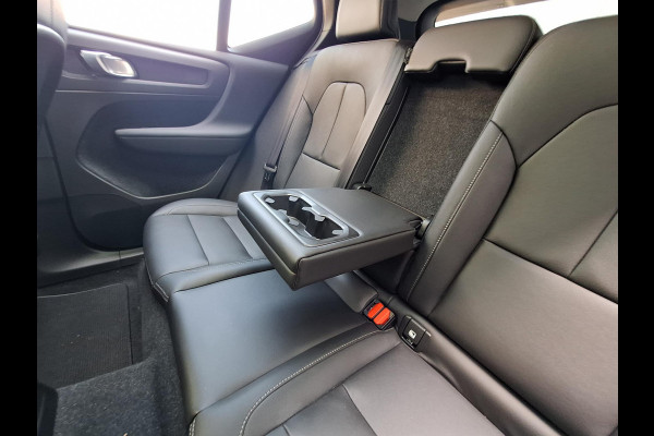 Volvo XC40 1.5 T5 Recharge Inscription | H&K audio | Panorama | Leder | Full LED | Camera |