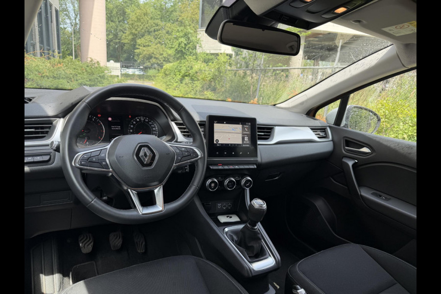Renault Captur 1.0 TCe 100 Intens . GARANTIE TOT 02-2030! . NAVIGATIE . PARKEERSENSOREN ACHTER . CRUISE CONTROL .