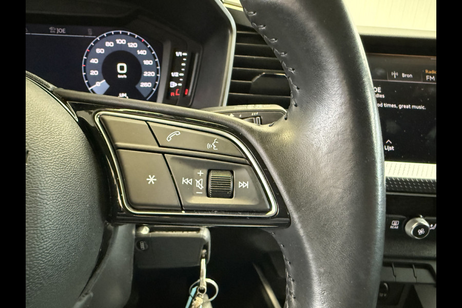 Audi A1 Sportback 30 TFSI Pro Line S AIRCO/ECC-NAVI by CARPLAY-PDC-LMV