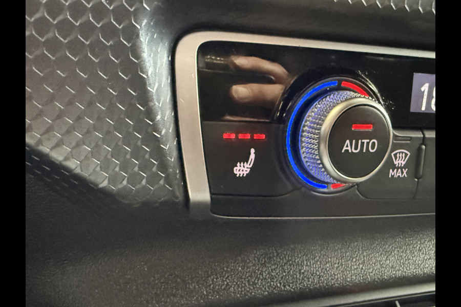 Audi A1 Sportback 30 TFSI Pro Line S AIRCO/ECC-NAVI by CARPLAY-PDC-LMV
