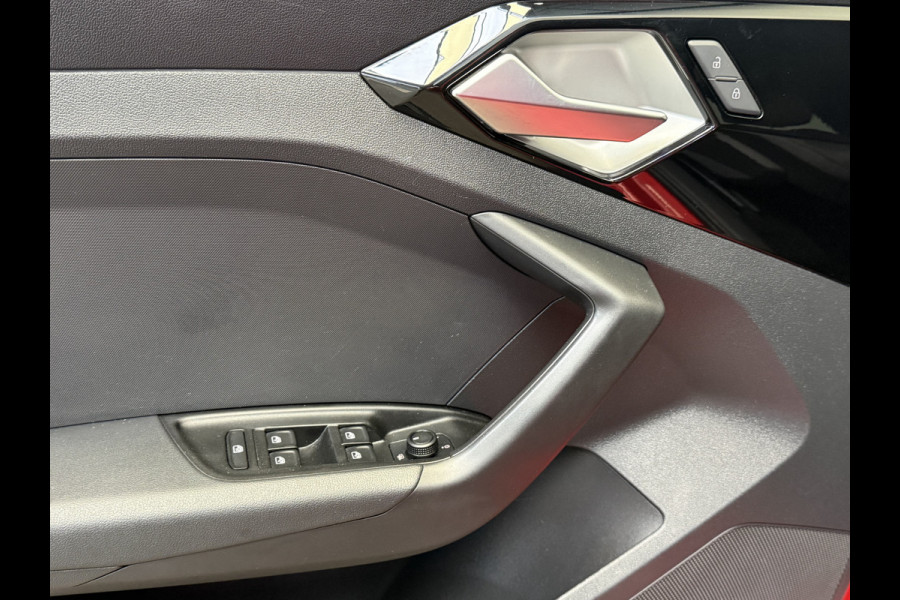 Audi A1 Sportback 30 TFSI Pro Line S AIRCO/ECC-NAVI by CARPLAY-PDC-LMV