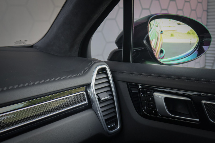 Porsche Cayenne 4.0 Turbo | BURMESTER | SUÉDE HEMEL | STOELKOELING/VERWARMING | STUURVERWARMING | PANORAMADAK | LEDERPAKKET | PDLS+ | PASM | PDC