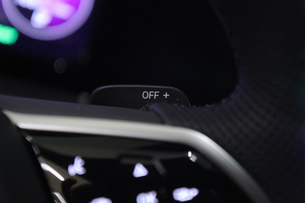 Volkswagen Golf 1.4 eHybrid GTE /PANO/IQLIGHT/CAM/CARPLAY/ACC/KEYLESS/VOL
