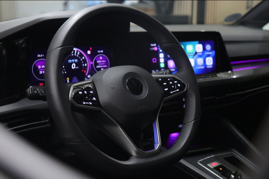 Volkswagen Golf 1.4 eHybrid GTE /PANO/IQLIGHT/CAM/CARPLAY/ACC/KEYLESS/VOL