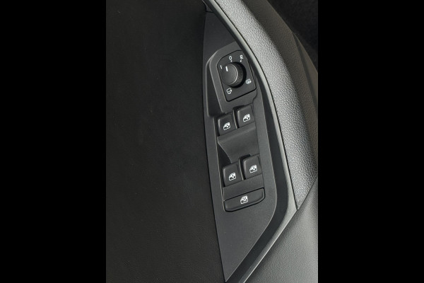 Škoda Kodiaq 1.5 TSI Business Edition NL-AUTO | PANODAK | TREKHAAK | 150 PK