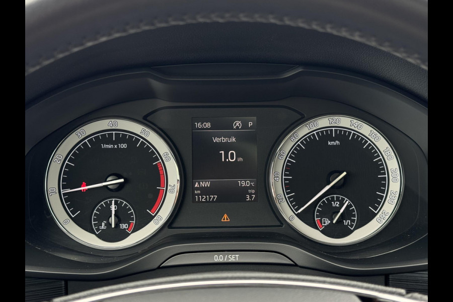 Škoda Kodiaq 1.5 TSI Business Edition NL-AUTO | PANODAK | TREKHAAK | 150 PK
