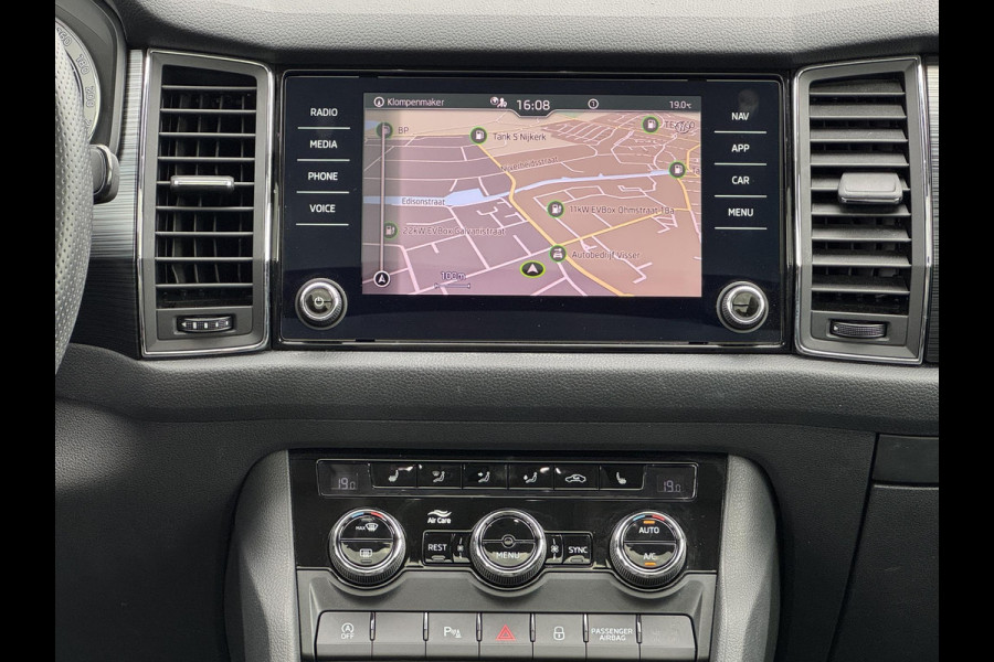 Škoda Kodiaq 1.5 TSI Business Edition NL-AUTO | PANODAK | TREKHAAK | 150 PK