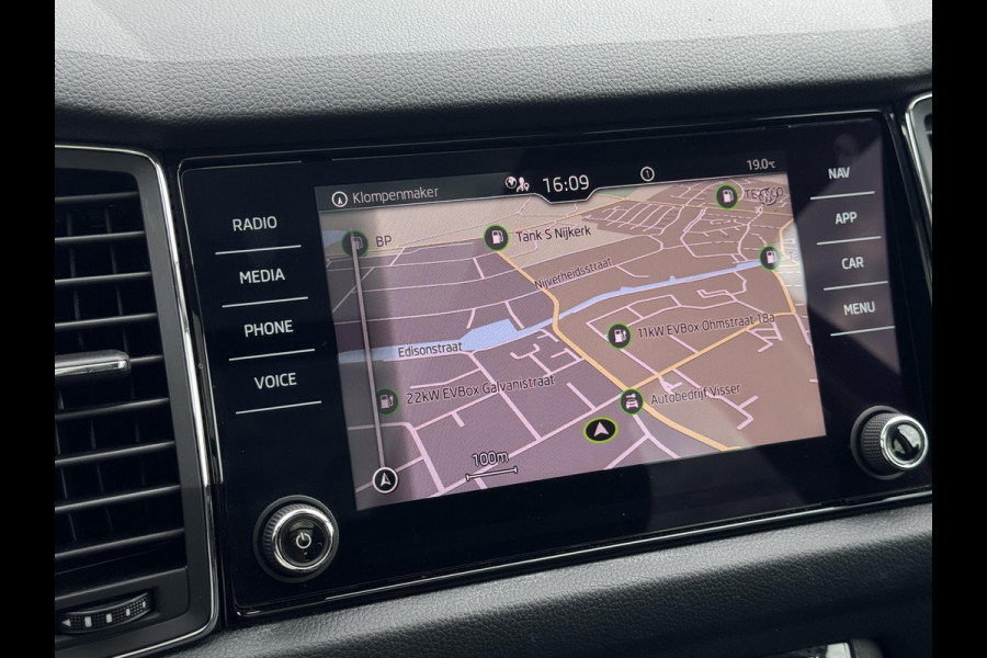 Škoda Kodiaq 1.5 TSI Business Edition NL-AUTO | PANODAK | TREKHAAK | 150 PK