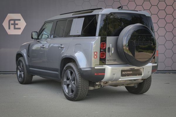 Land Rover Defender 110 P400e | PANORAMADAK | STOELVERWARMING | COLD CLIMATE PACK INCL. VOORRUIT EN STUURWIELVERWARMING | ELEK. TREKHAAK | LED KOPLA