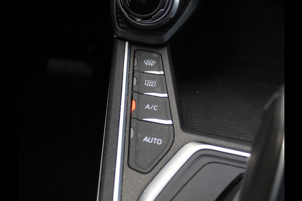 Lynk & Co 01 1.5 CLIMATE | ADAPCRUISE | 360CAMERA | PANODAK | CARPLAY | WIFI | STOELVERW | DAB | LMV20 | PHEV | ELECAKLEP
