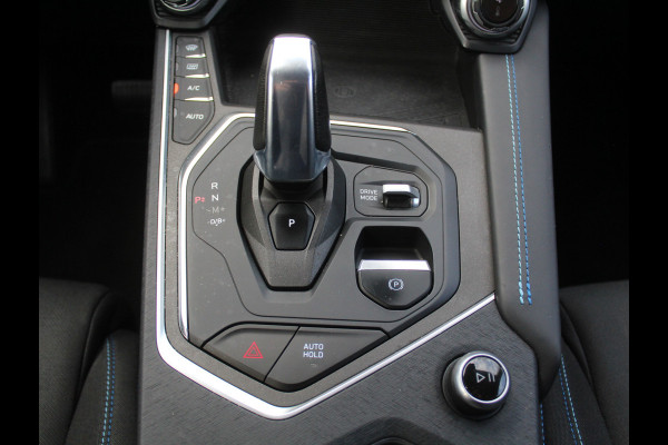 Lynk & Co 01 1.5 CLIMATE | ADAPCRUISE | 360CAMERA | PANODAK | CARPLAY | WIFI | STOELVERW | DAB | LMV20 | PHEV | ELECAKLEP
